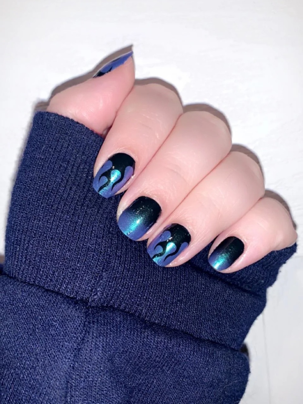*Exclusive* Color Street: Hall of Flame | Blue Black Fire Shimmer Party Goth - Picture 12 of 15